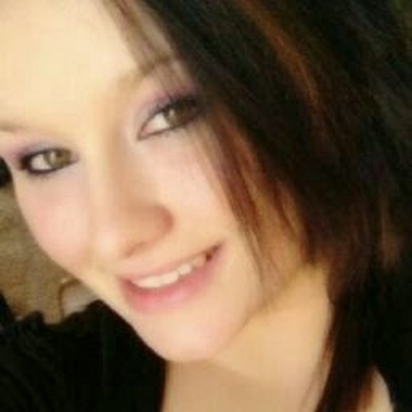 Meet your Posher, Sara - Picture 1 of 1